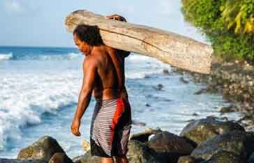 Pratique du bwa Flo à Grand Rivière