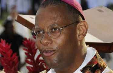 archevêque de Saint-Pierre et Fort-de-France 